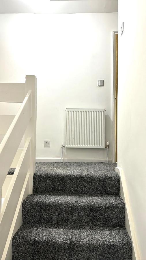 7 Venus Road Room 1 Londra Exterior foto